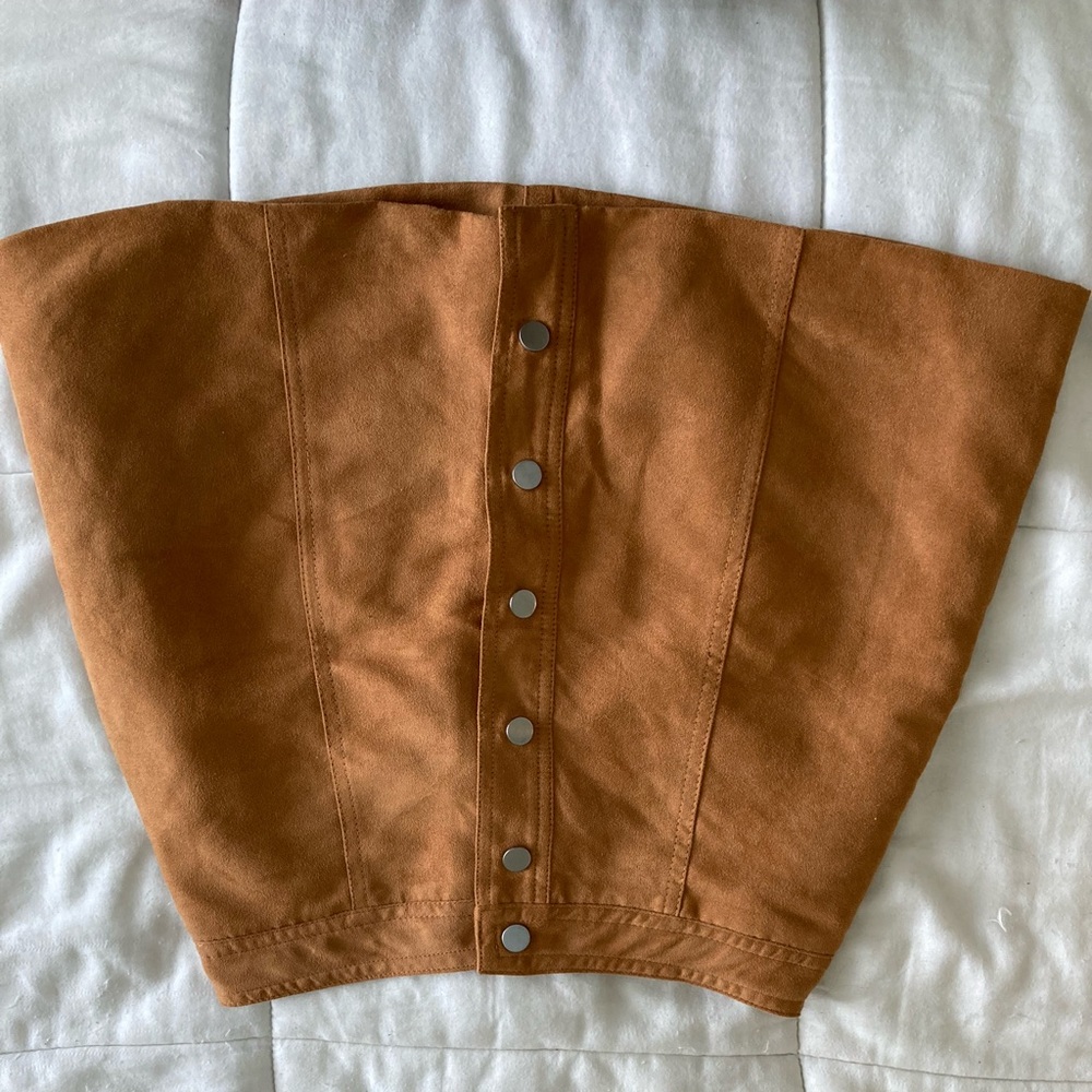 Brown mini skirt